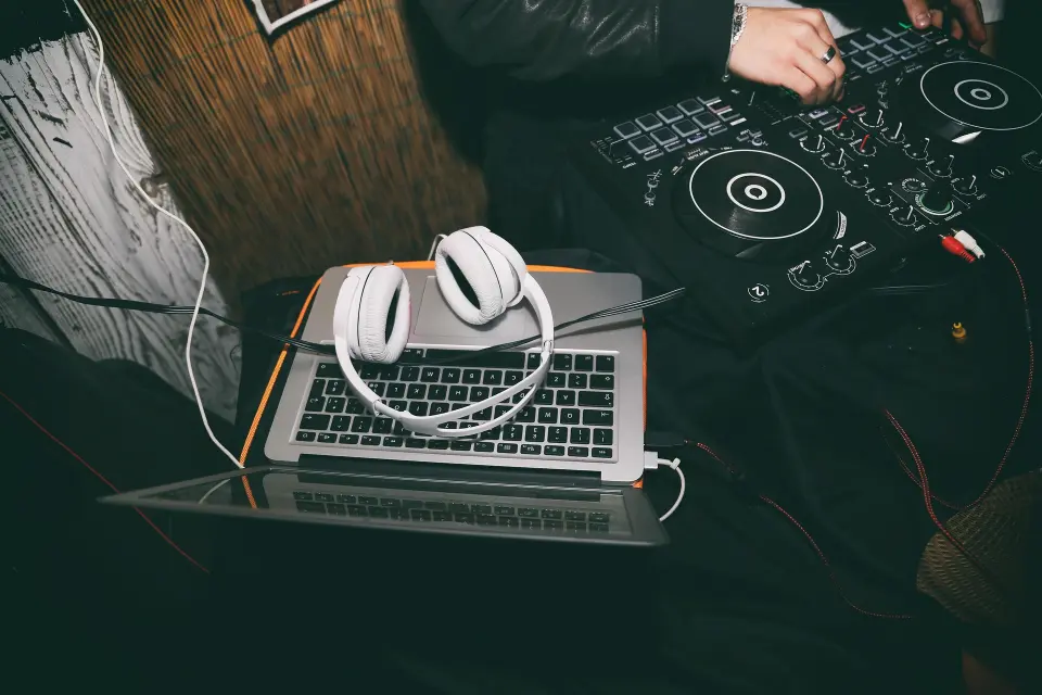 south african djs